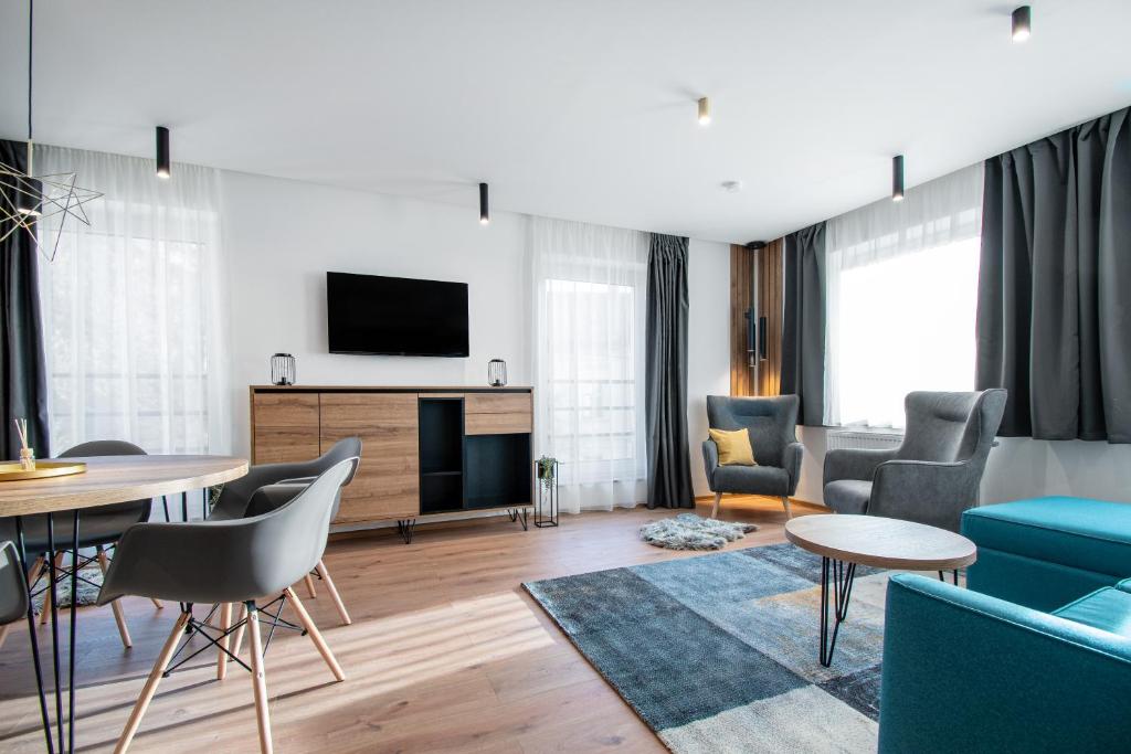 Vista Apartments - 19