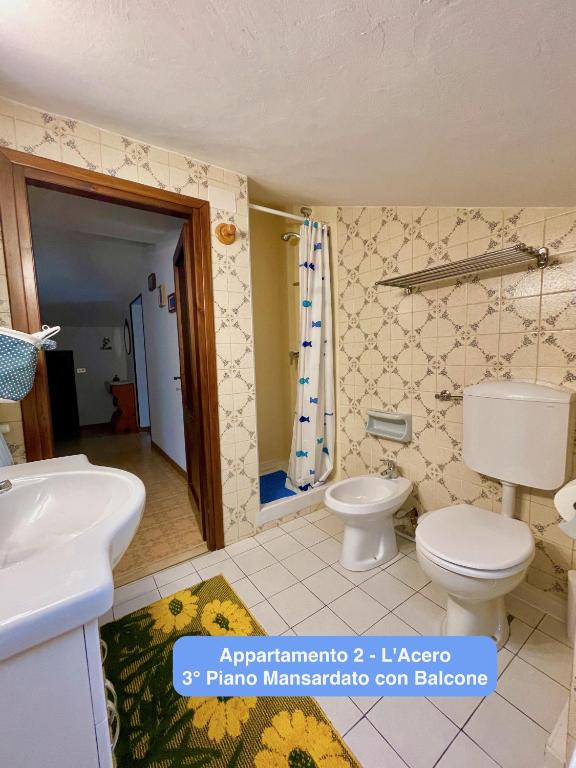 A bathroom at Il Tiglio Gressan