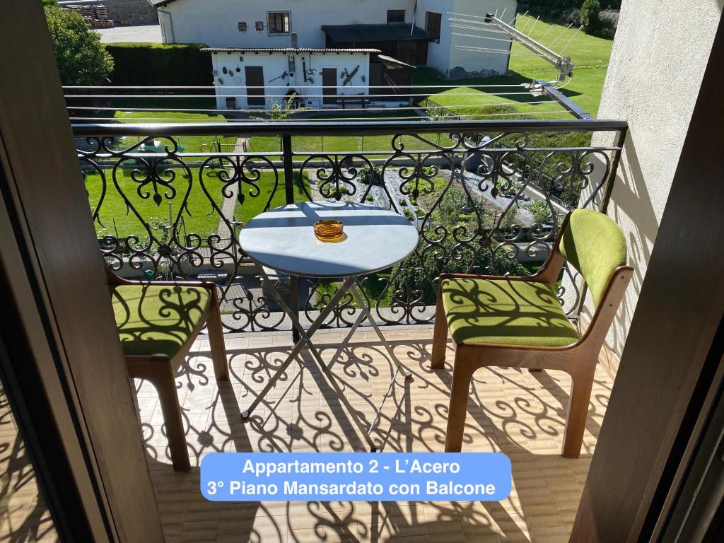 A balcony or terrace at Il Tiglio Gressan