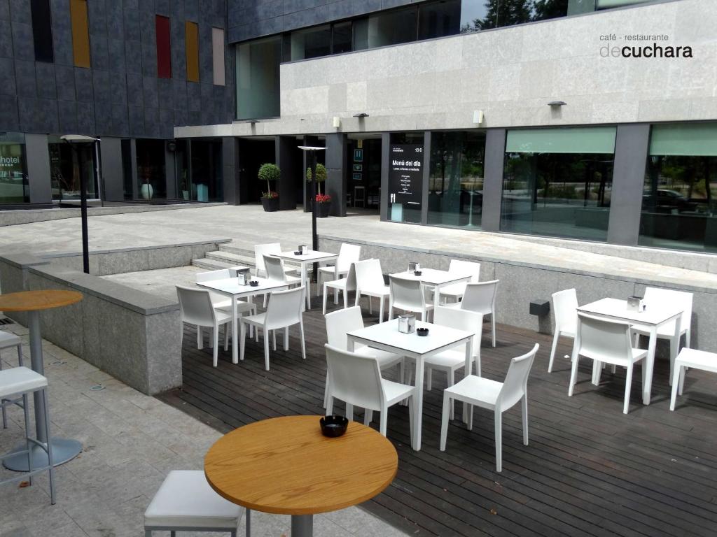 Restaurace v ubytování Blu Hotel Almansa
