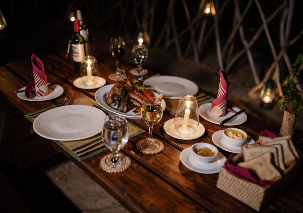 Jídlo v luxury tent nebo okolí