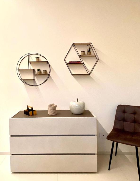 WINE AND HORSE - Next to Station and Free Parking - 4