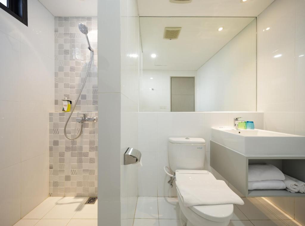 Un baño de Joylive BSD City