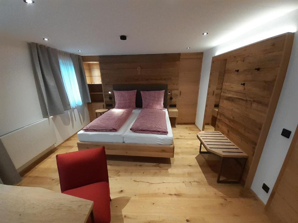 Postel nebo postele na pokoji v ubytování Landgasthof Lusenblick