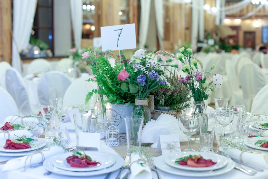 Hotel Marysin Dwór - Resim 6