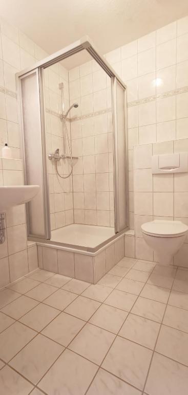 Koupelna v ubytování Landhotel Tanneneck - ideal für Gruppen, Familien und Hunde
