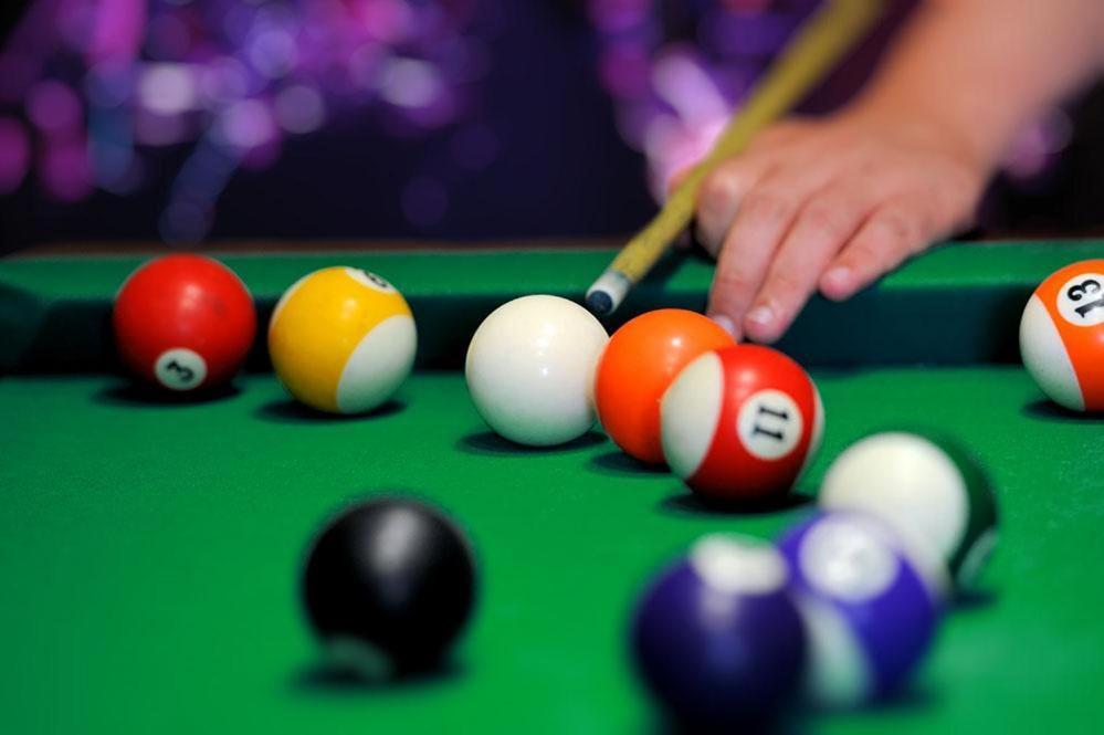 Biliár nebo kulečník v ubytování Namcha Private Pool Villa Huahin 4 Bedrooom With Pool Table BBQ & Karaoke