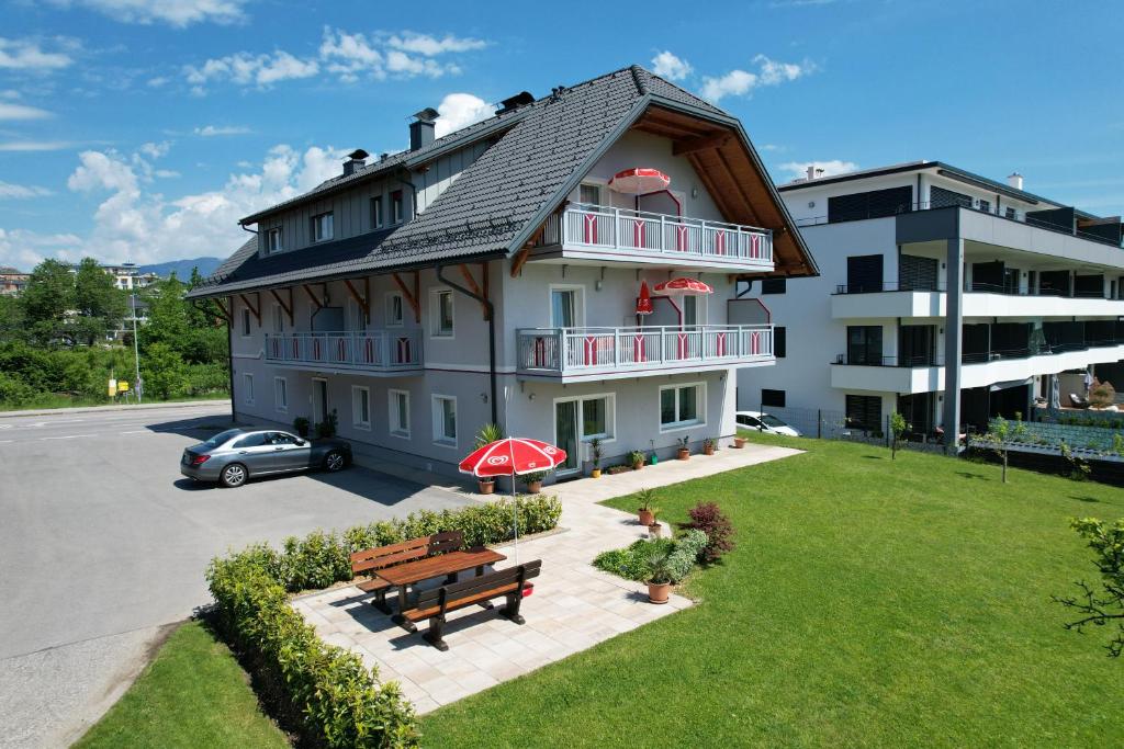 Budova, kde se apartmán nachází