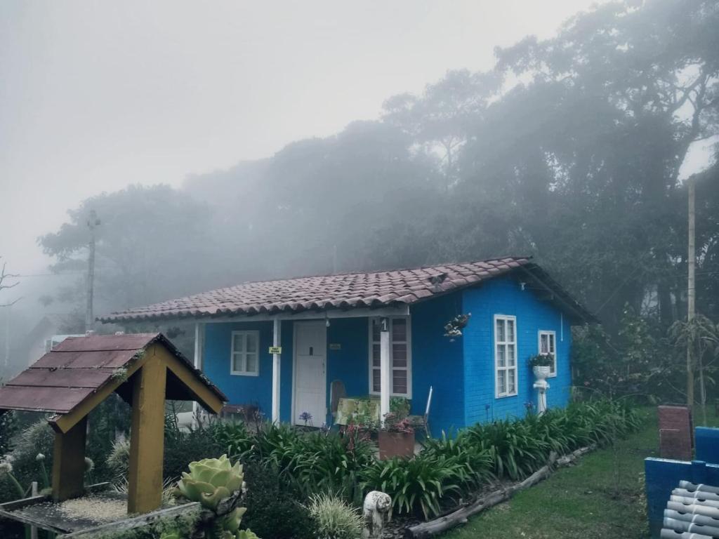 El edificio en el que está el chalet de montaña