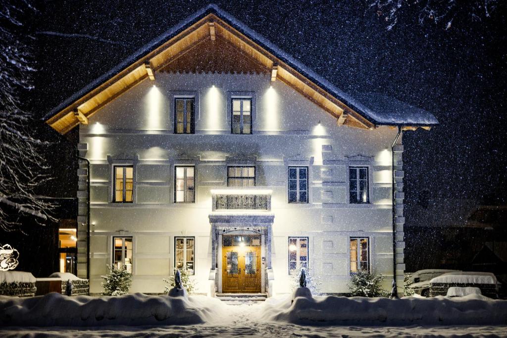 El edificio en el que está el hotel