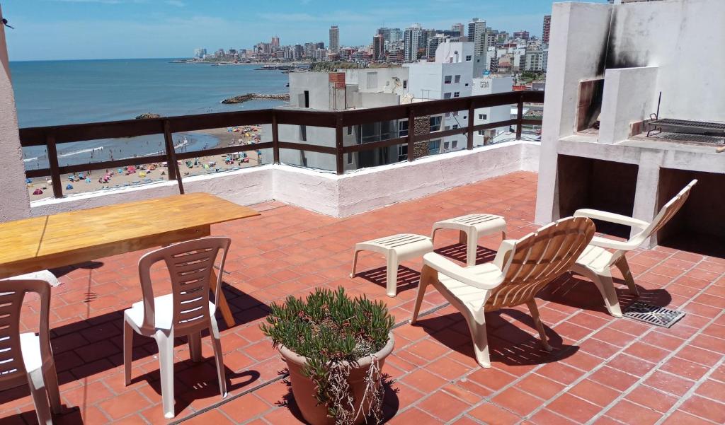 Loft Plena Vista Al Mar Con Terraza Propia. - Housity