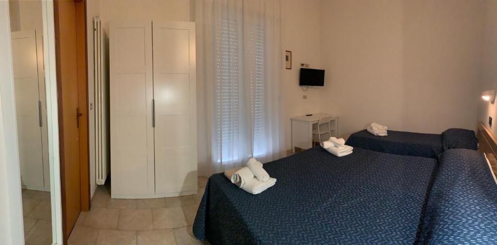 TV a/nebo společenská místnost v ubytování Hotel Marylise