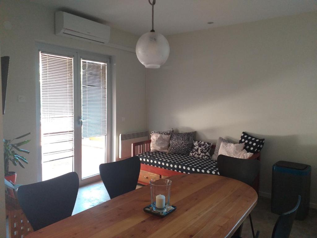 Posedenie v ubytovaní Apartment Kuca Merdzo