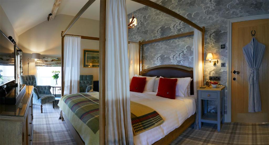 The Farrier - Resim 2