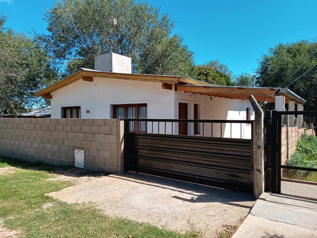 Chalet Los Molles - Housity