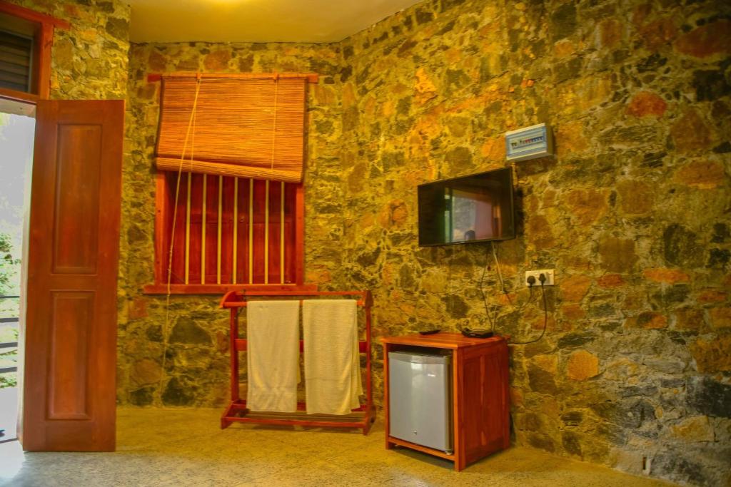 Lake Villa Resort - 11