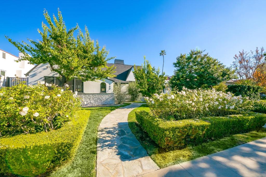 Hancock Park Manor, Los Angeles (updated prices 2024)