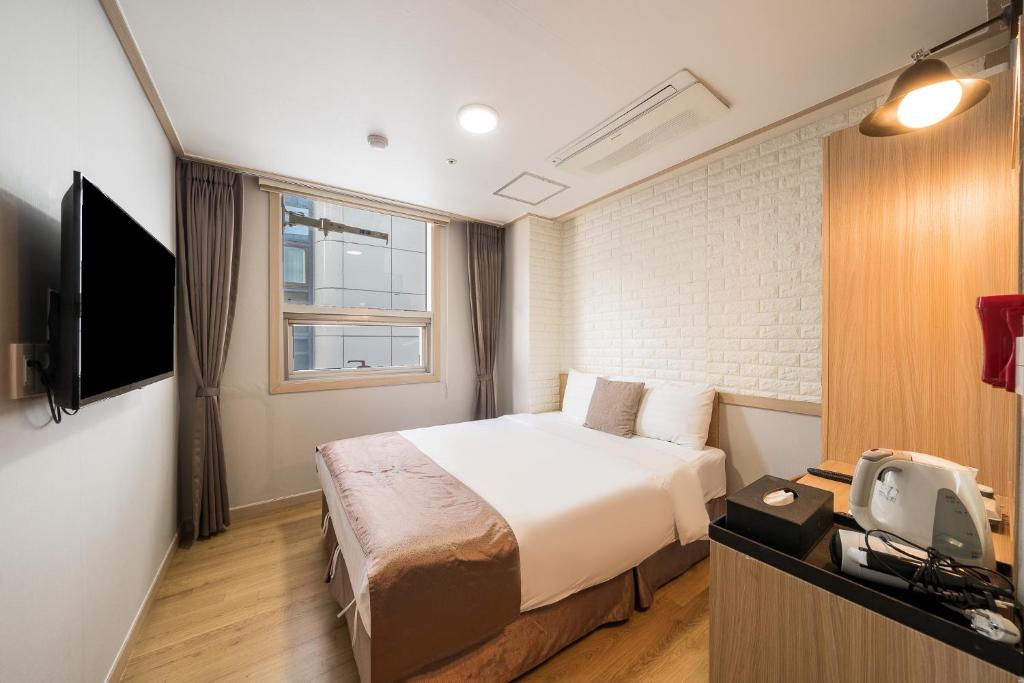 The Stay Hotel Myeongdong - 