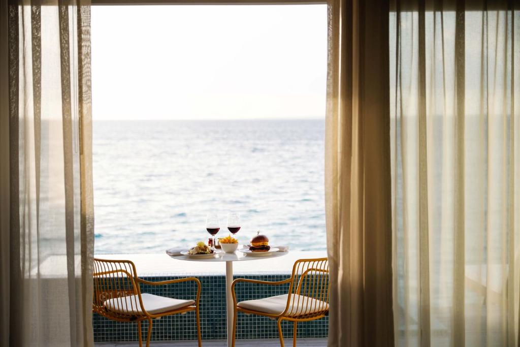 The Standard, Huruvalhi Maldives - 2