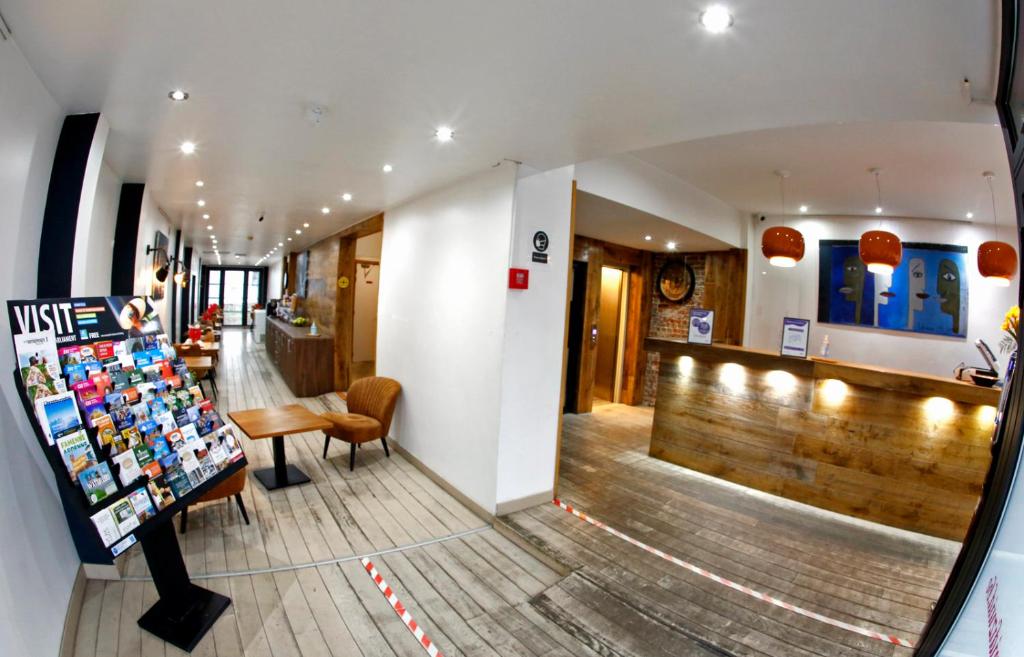 Posezení v ubytování Hotel Midi-Zuid