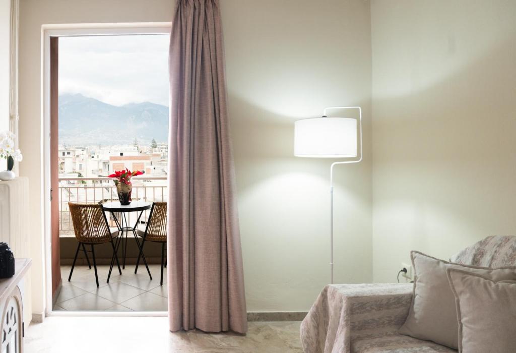 Posezení v ubytování Best House Saint John, New Port of Patras