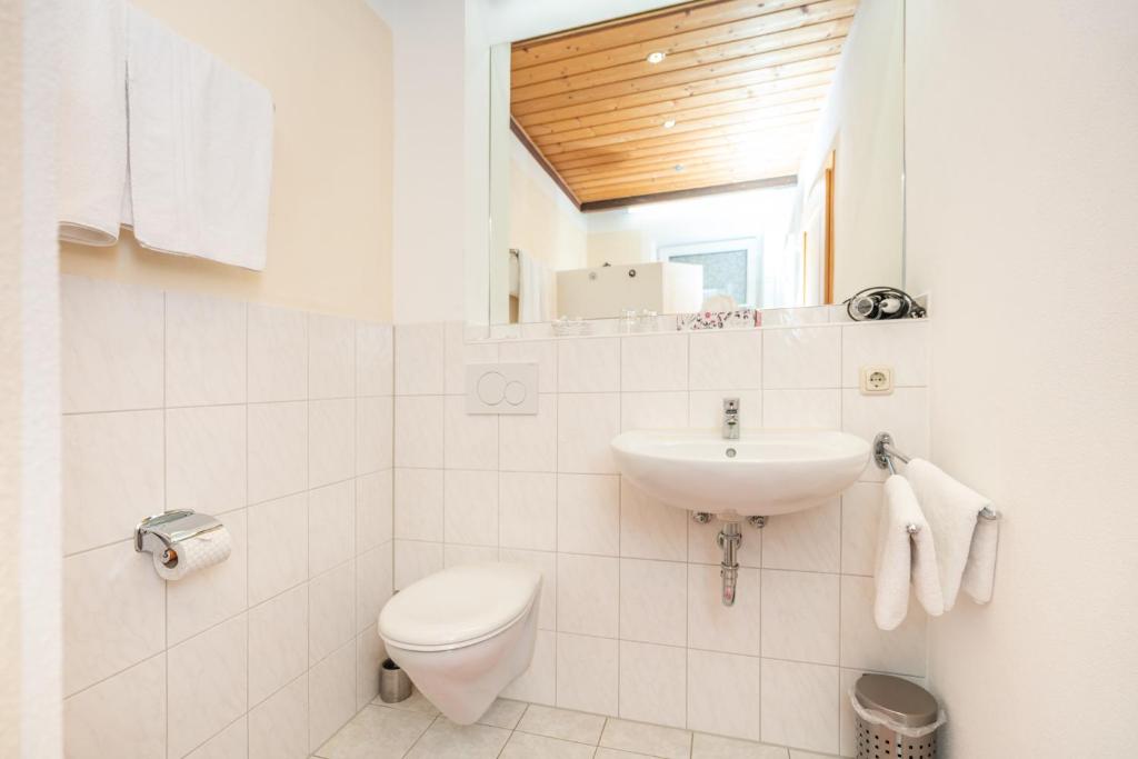 Koupelna v ubytování Gästehaus Kochelsee
