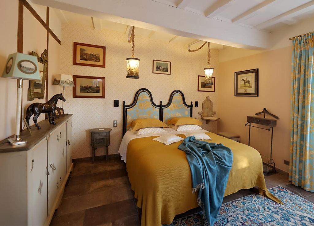 CHATEAU DU GO - Deluxe Double Room