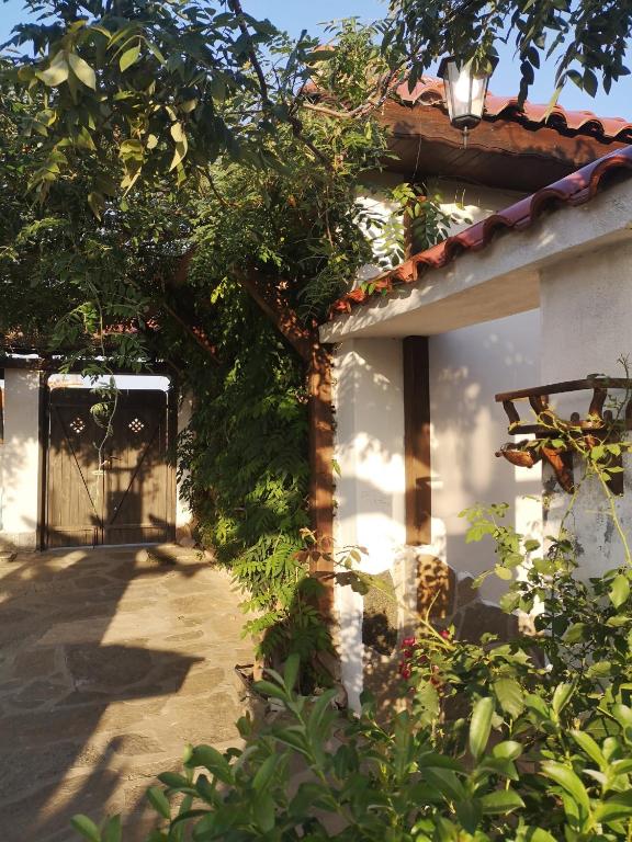 Namaste къща в село Камилски дол - Two-Bedroom House