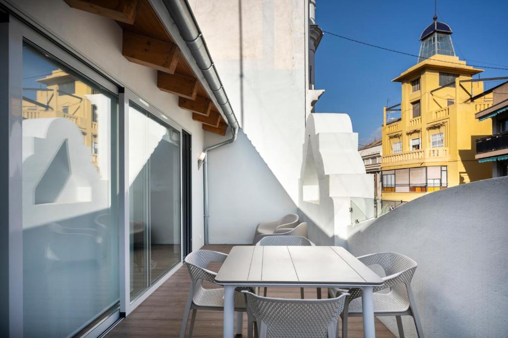 Total Valencia Ayuntamiento, Valencia – Updated 2023 Prices