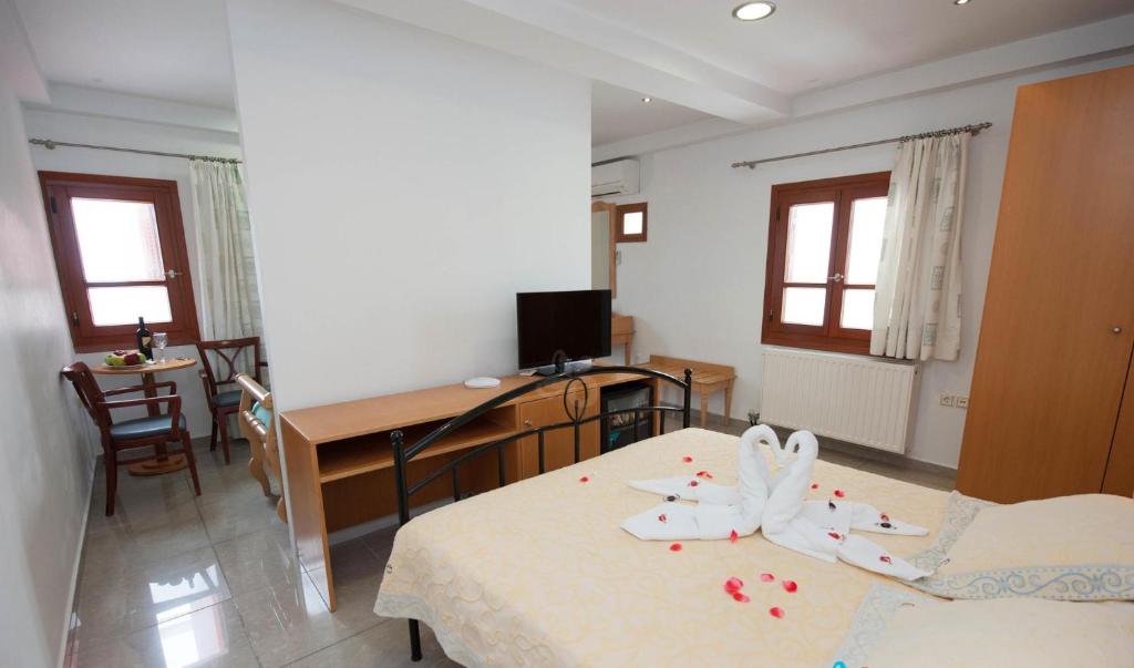 Theoxenia Caldera Hotel - 16