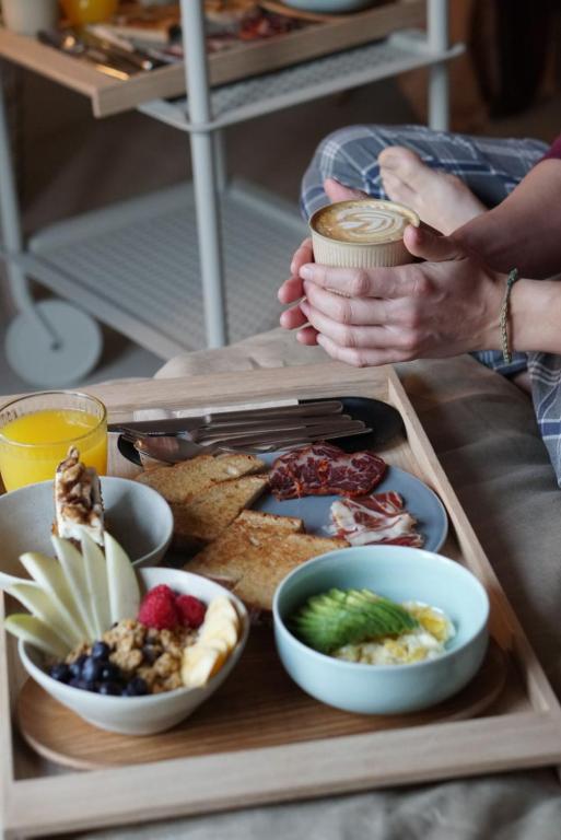 Plácido y Grata - Resim 5