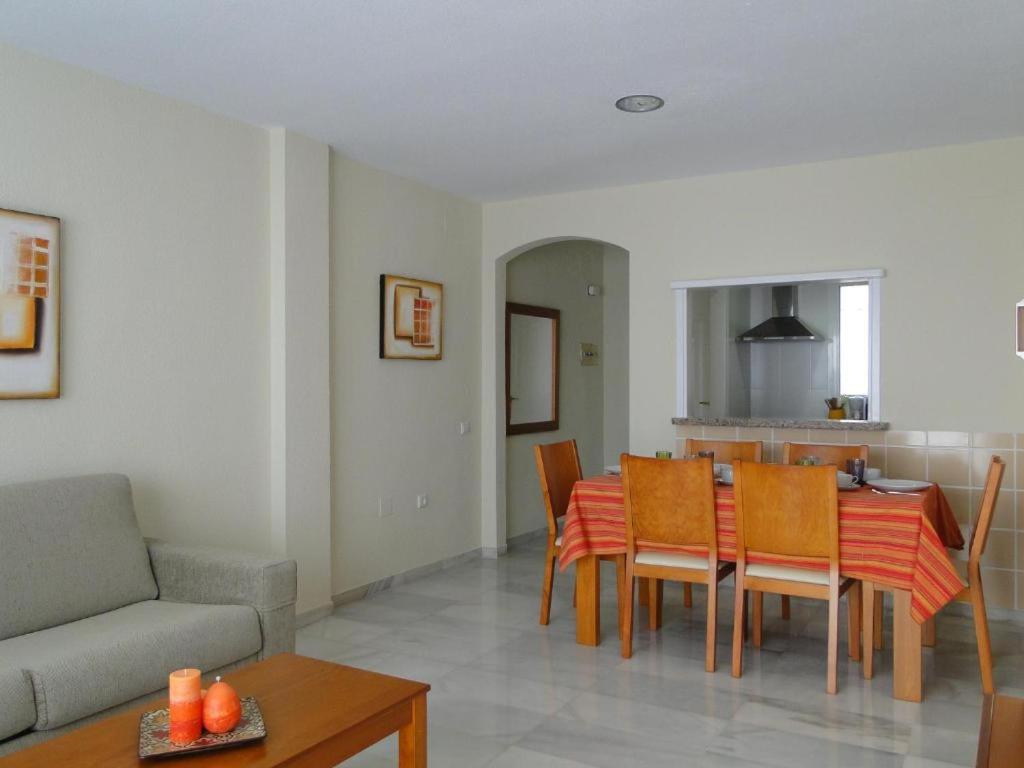 APARTAMENTOS MAR Y GOLF, Roquetas de Mar – Precios ...