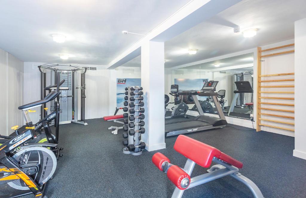 Fitness centrum a/nebo fitness zařízení v ubytování JS Miramar