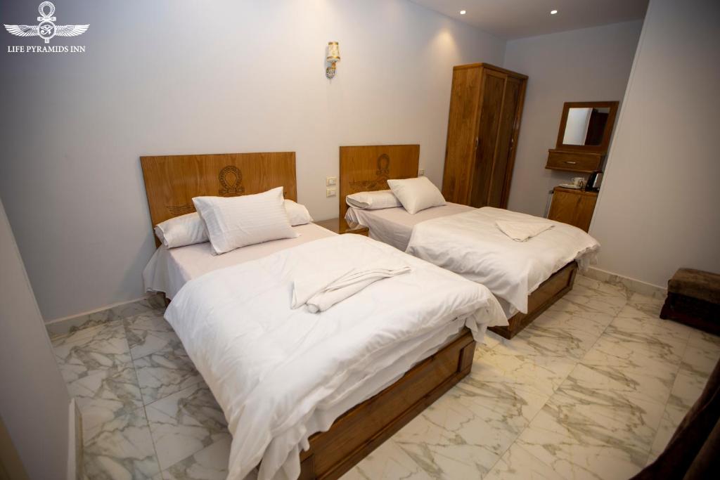 Life Pyramids Inn - 16