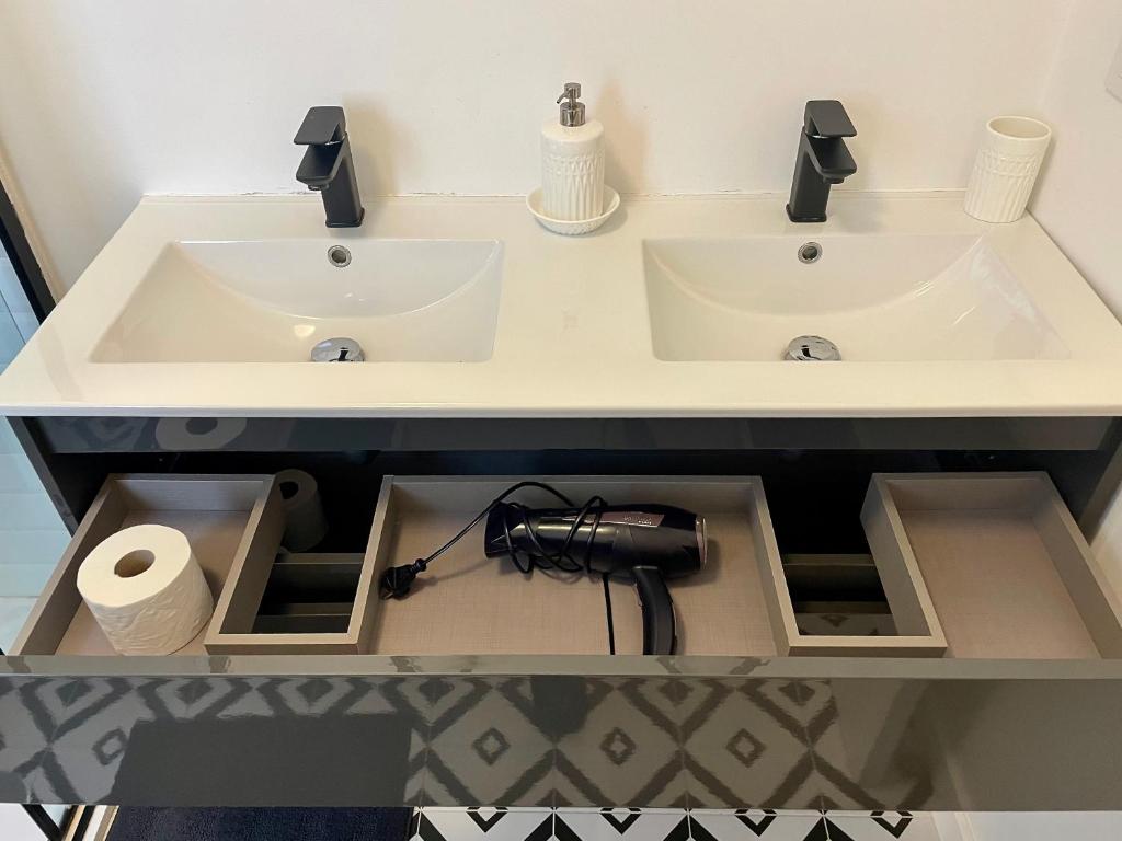 Home Las Burgas D&C - 18