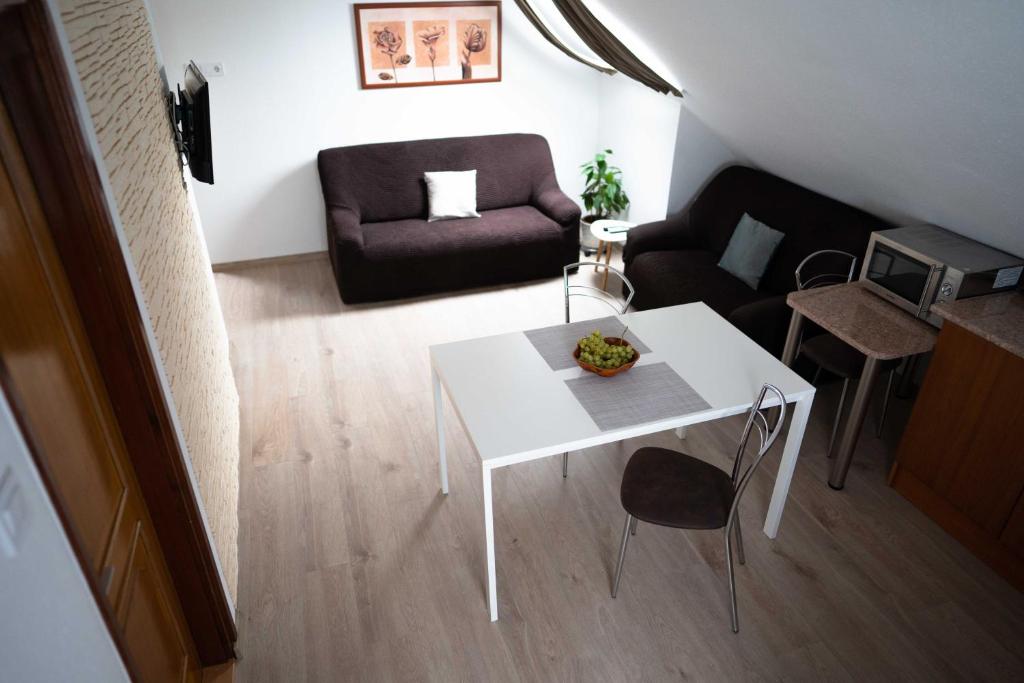 Marietta Apartman - Apartment With Garden View