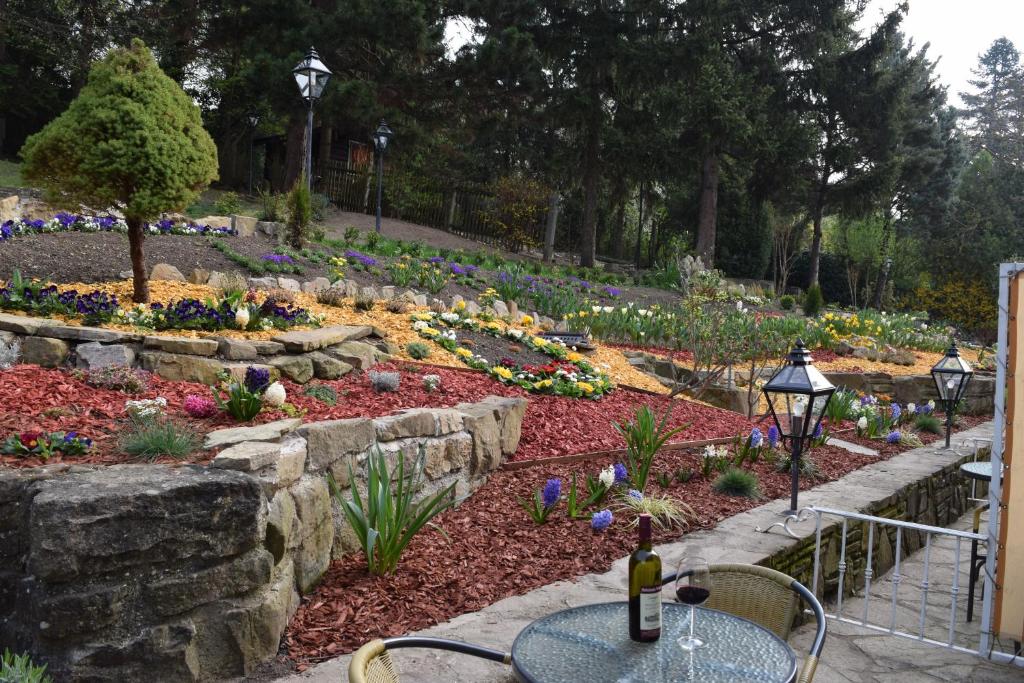 Hotel Landhaus Fuhrgassl-Huber - Resim 35