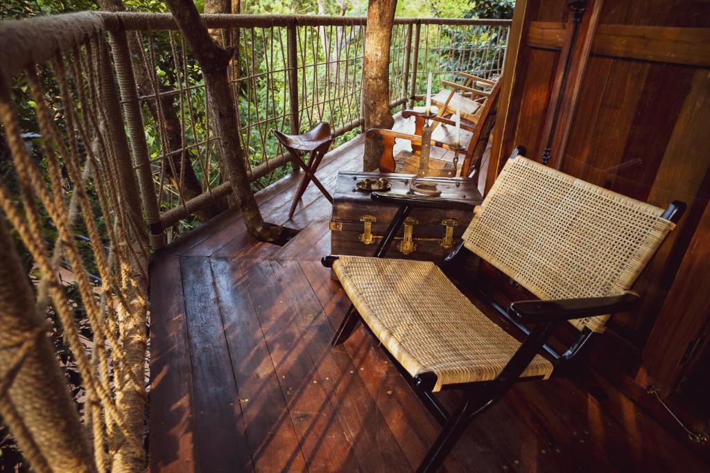 Balkón nebo terasa v ubytování AKRA Collection Layan - Hideaway Villas