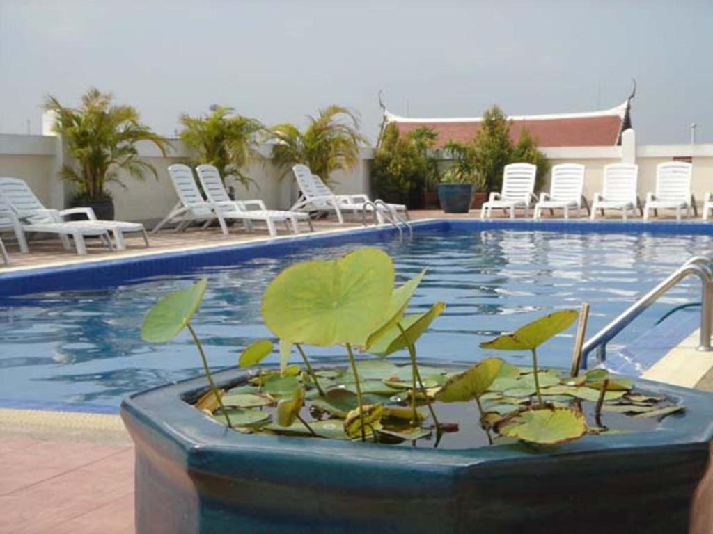 Rambuttri Village Plaza - Resim 5