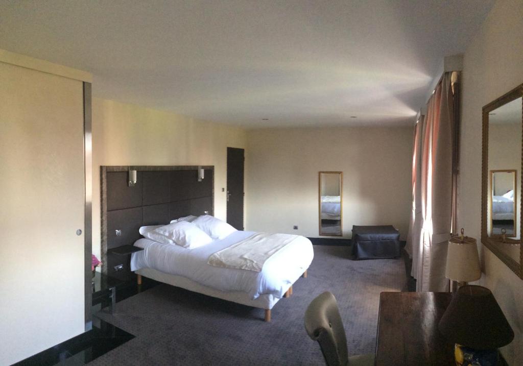 Hôtel Saint Alban - One-Bedroom Family Apartment