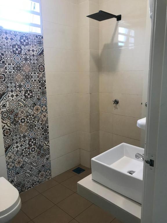 Koupelna v ubytování As Syifaa Homestay Mslim only