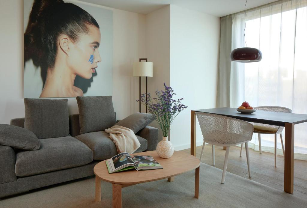 
Beyond ME Suite ME City View
