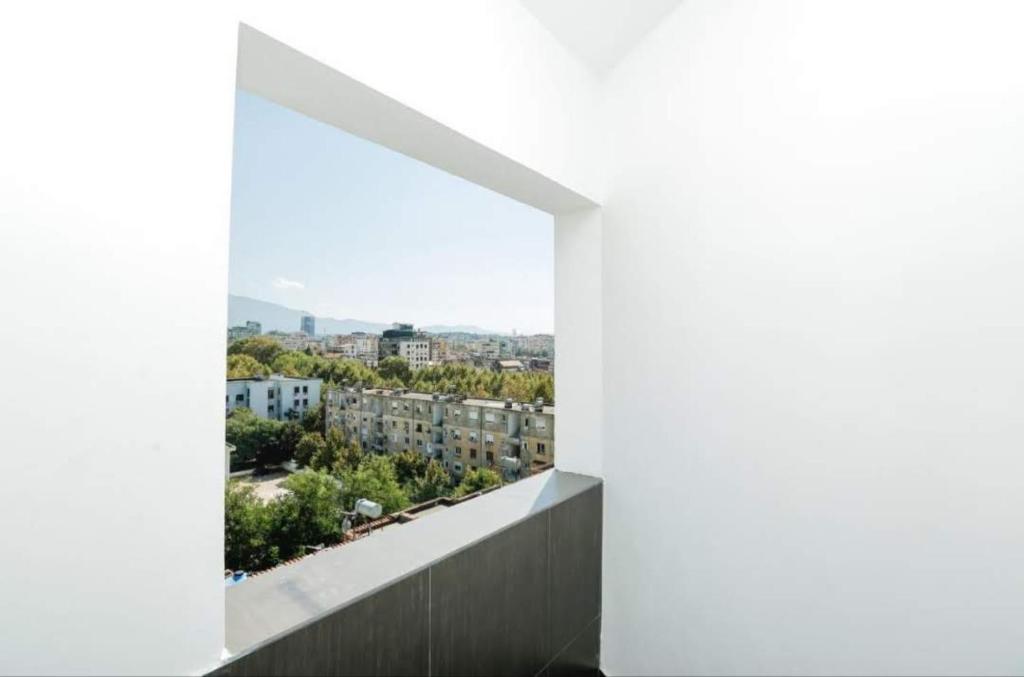 Miku Apartment-Incredible City View 2Bd Apartment at Myslym Shyri - Image 6