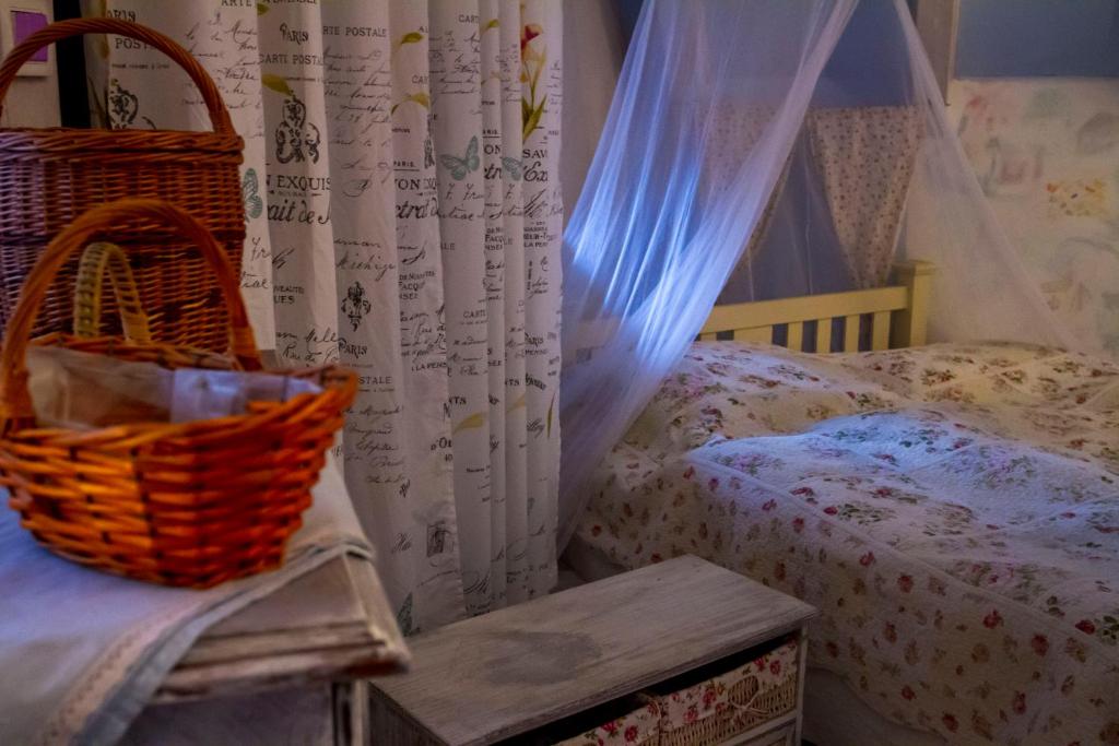 Postel nebo postele na pokoji v ubytování Venkovský dům s Mariánskou pekárnou