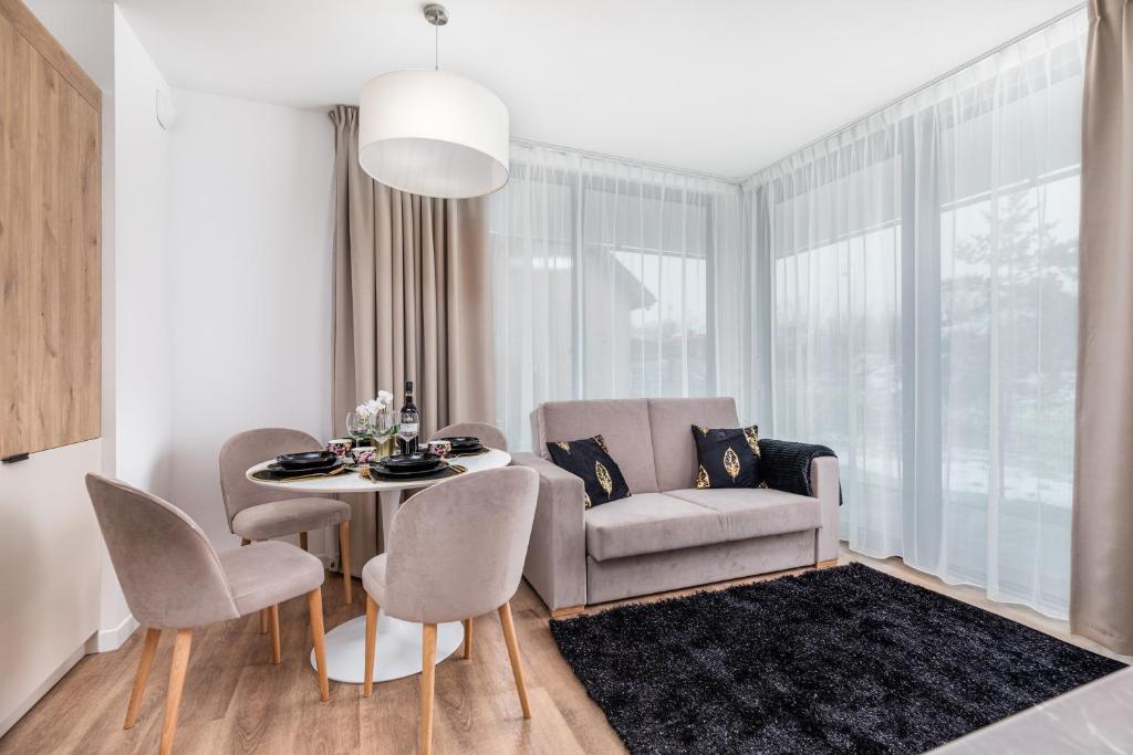 Apartamenty Jantaris II by Noclegi Renters - 9