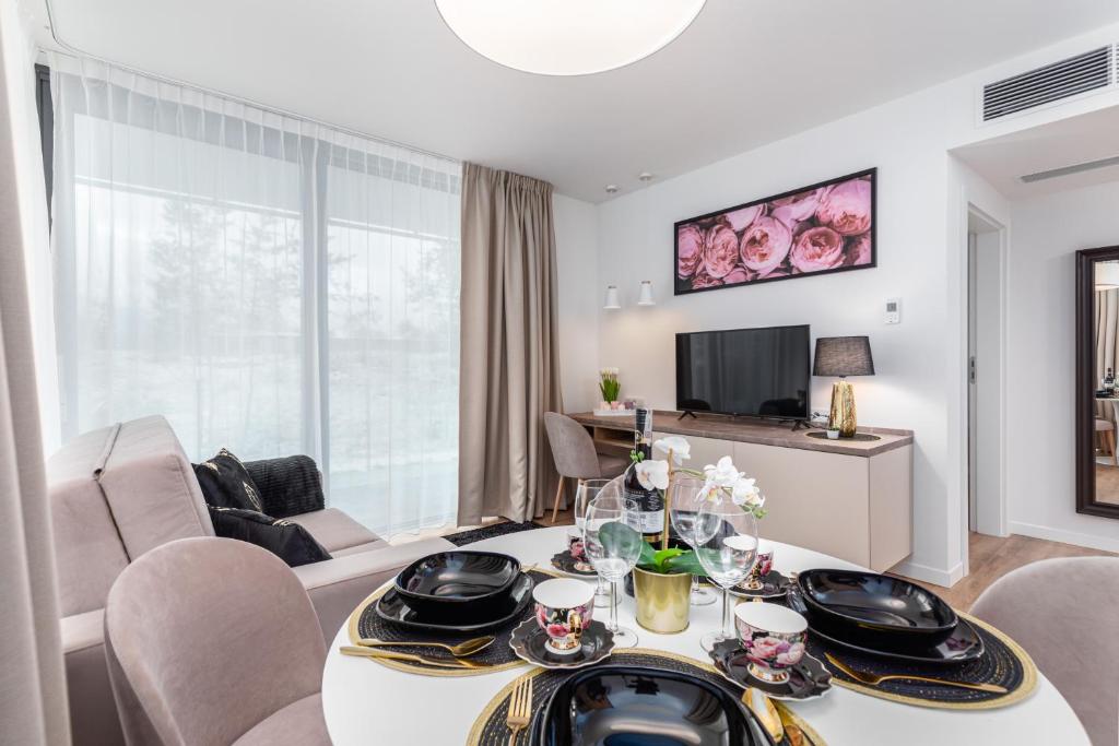 Apartamenty Jantaris II by Noclegi Renters - 8