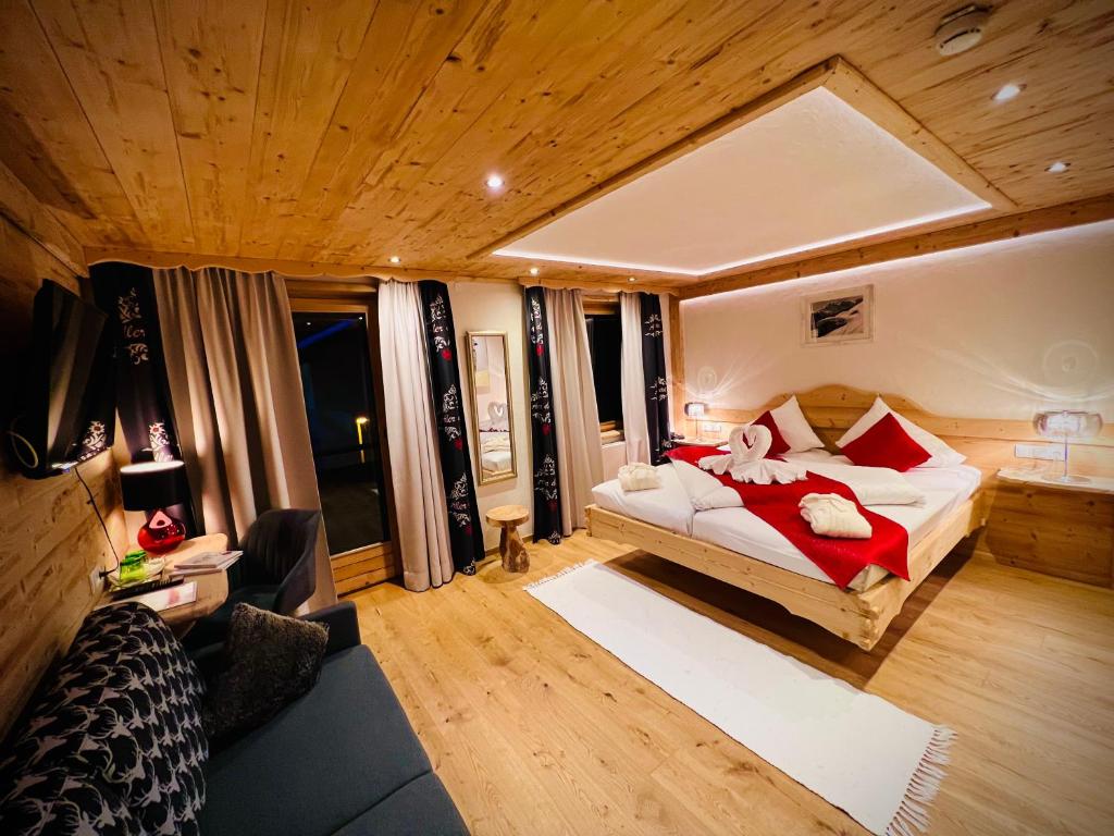 Postel nebo postele na pokoji v ubytování Hotel Gasthof Adler