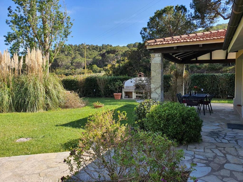 Lacona Holiday Villa near the beach - Villa De Trois Chambres
