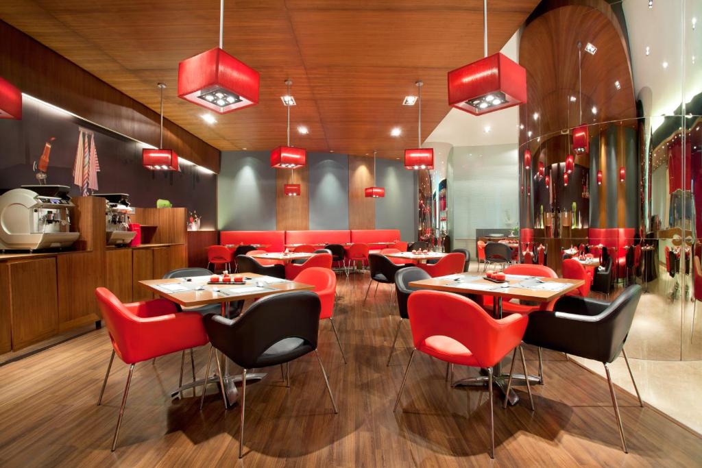 Posezení v ubytování Ibis Bandung Trans Studio