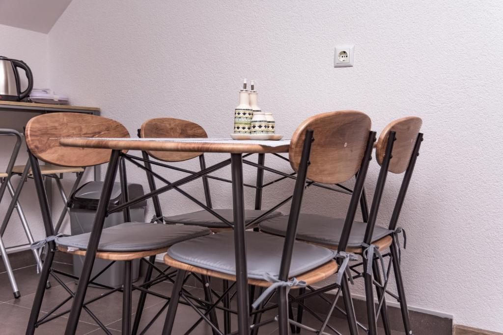 Fotografie z fotogalerie ubytování Apartmani Marijamagdalena v destinaci Gračac